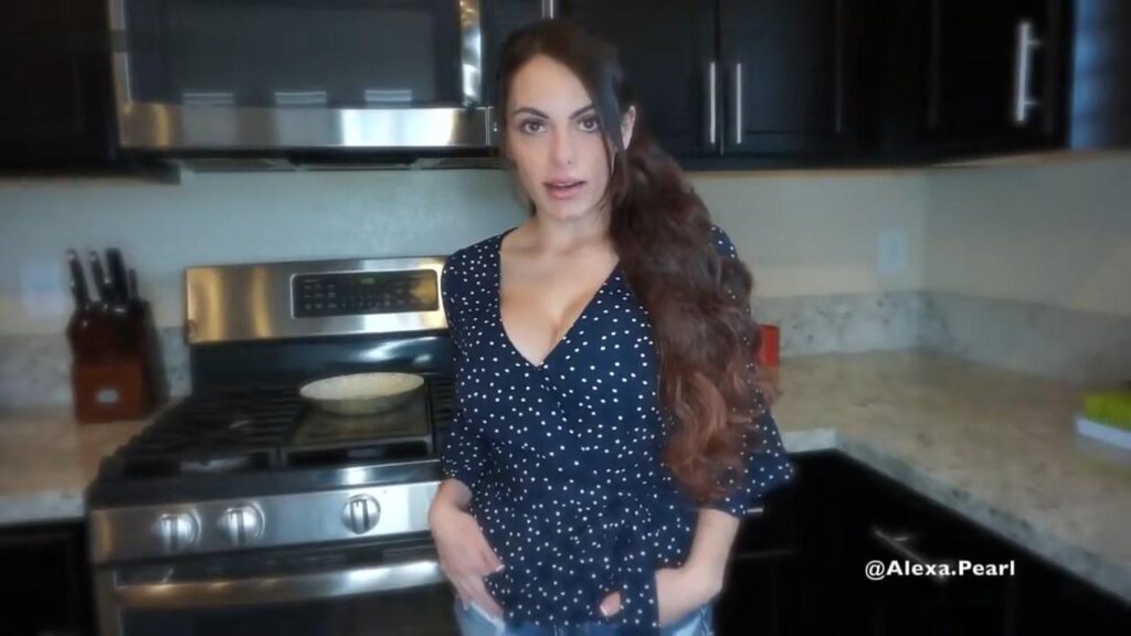 Alexa Pearl Bully Pov Role Play Onlyfans Video Leaked Influencers