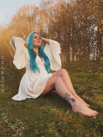 0nixchan nude photo 23