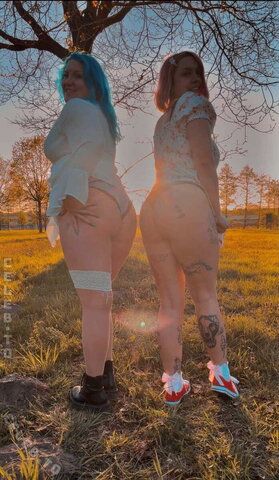 0nixchan nude photo 7