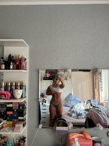 1tskimmyxo nude photo 49