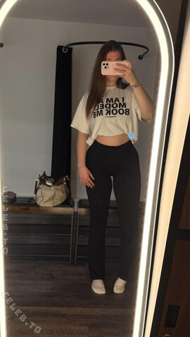 26jarla nude photo 9