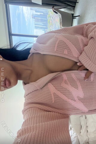 3gisi Sexy (4 photos)