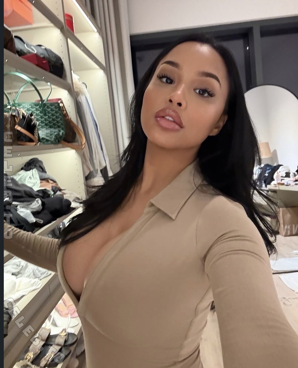 3gisi nude photo 2