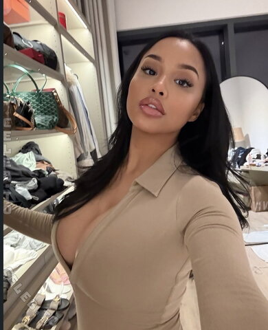 3gisi nude photo 2
