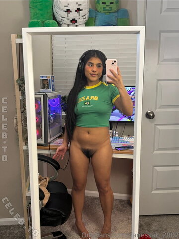 444vanessa photo 2