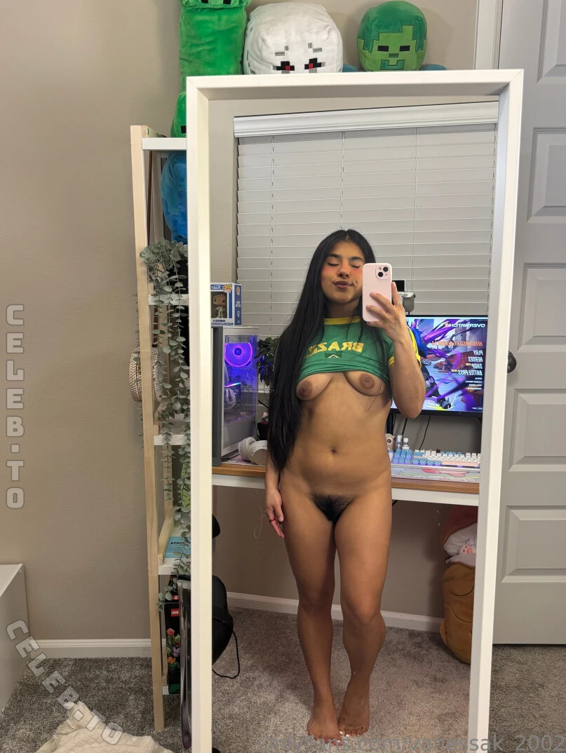 444vanessa nude photo 8