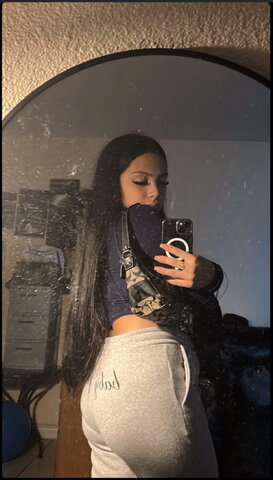 4lii.xee nude photo 1
