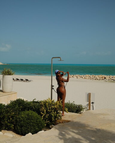 6ourt nude photo 34