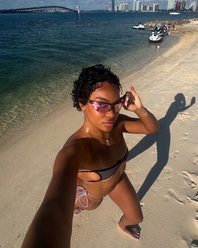 6ourt nude photo 32