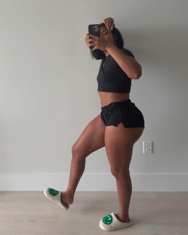 6ourt nude photo 49