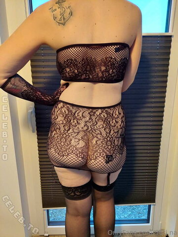 96ti.na nude photo 12