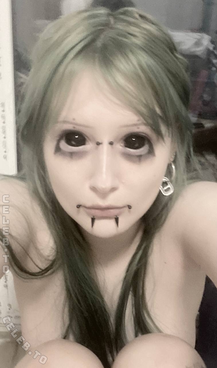 a666i999a nude photo 1