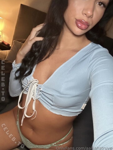 Aaliyah Struve nude photo 16