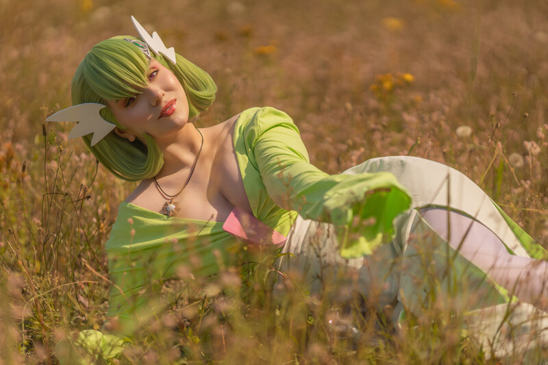 Aava Hime nude photo 17