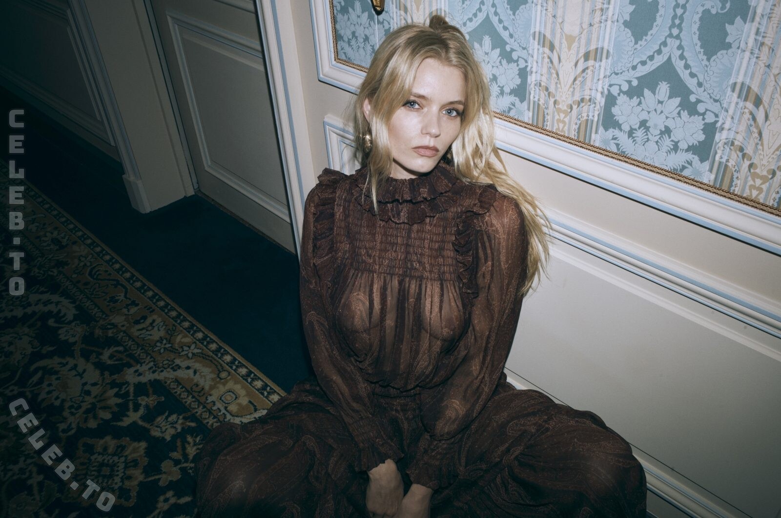Abbey Lee Kershaw nude photo 9