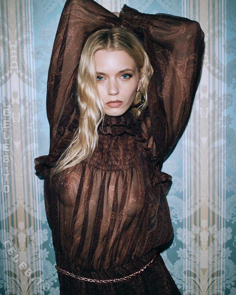 Abbey Lee Kershaw nude photo 13