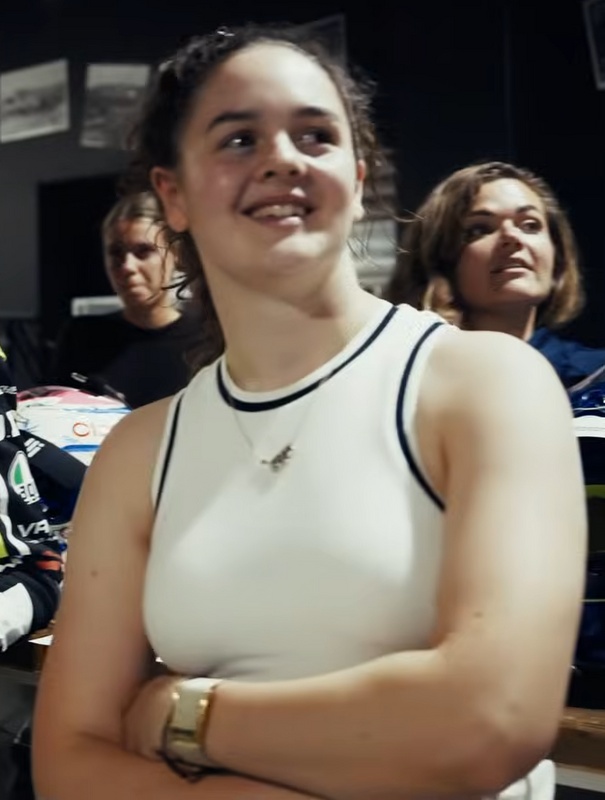 Abbi Pulling nude photo 2