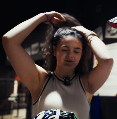 Abbi Pulling nude photo 15