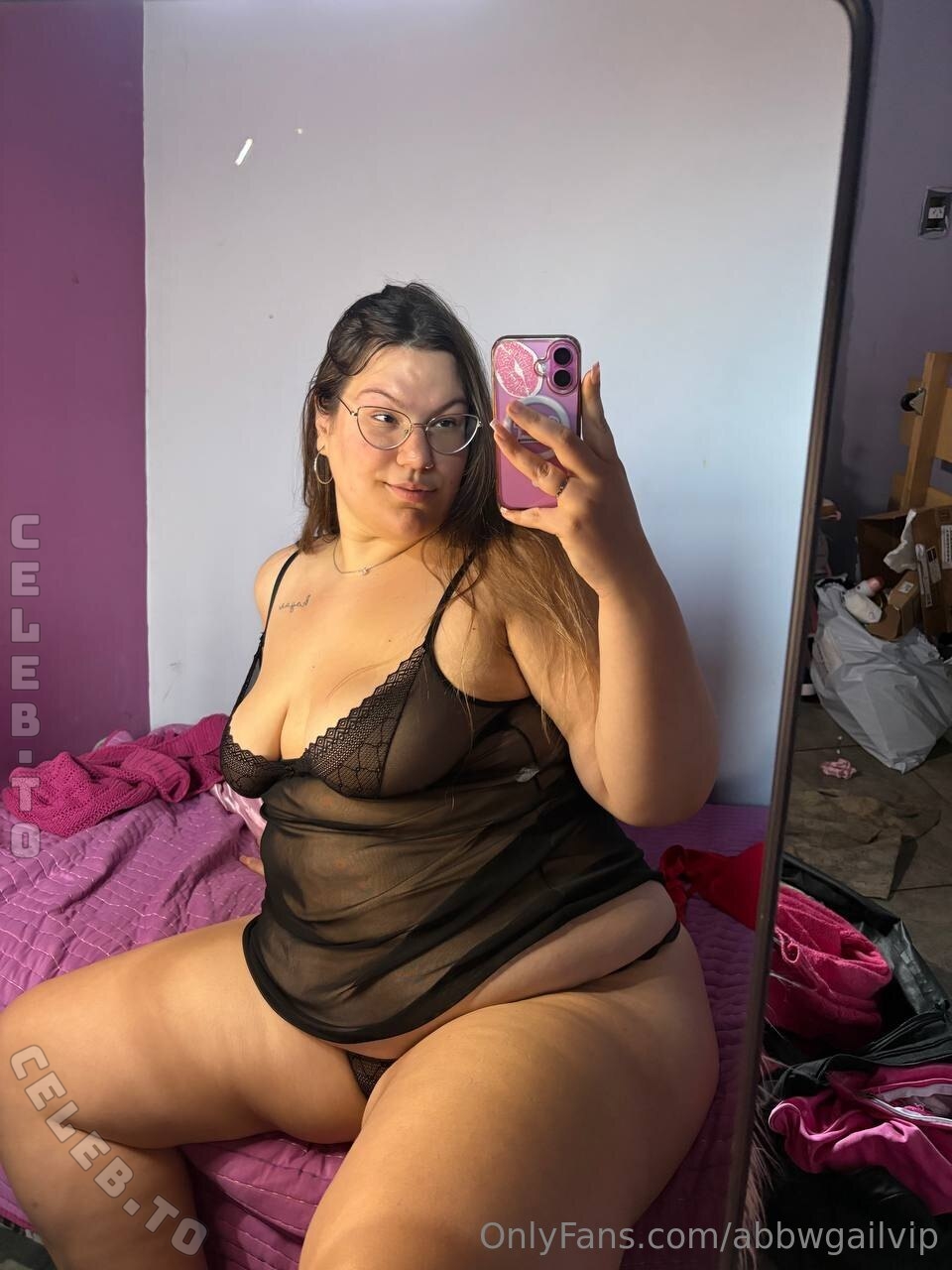 Abbwgail nude photo 3
