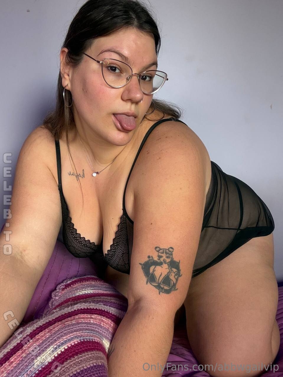 Abbwgail nude photo 3
