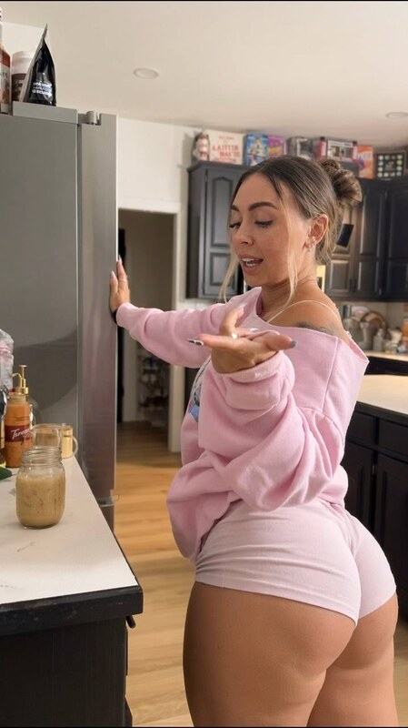 Abby Berner nude photo 12