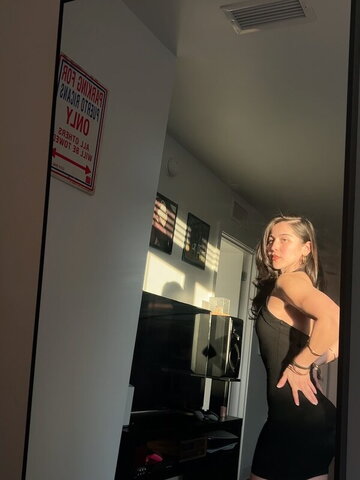 Abigaíl Martínez-Reyna nude photo 6