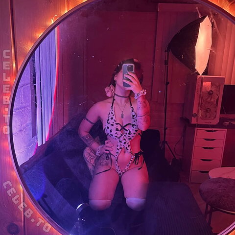 AbiLee nude photo 6