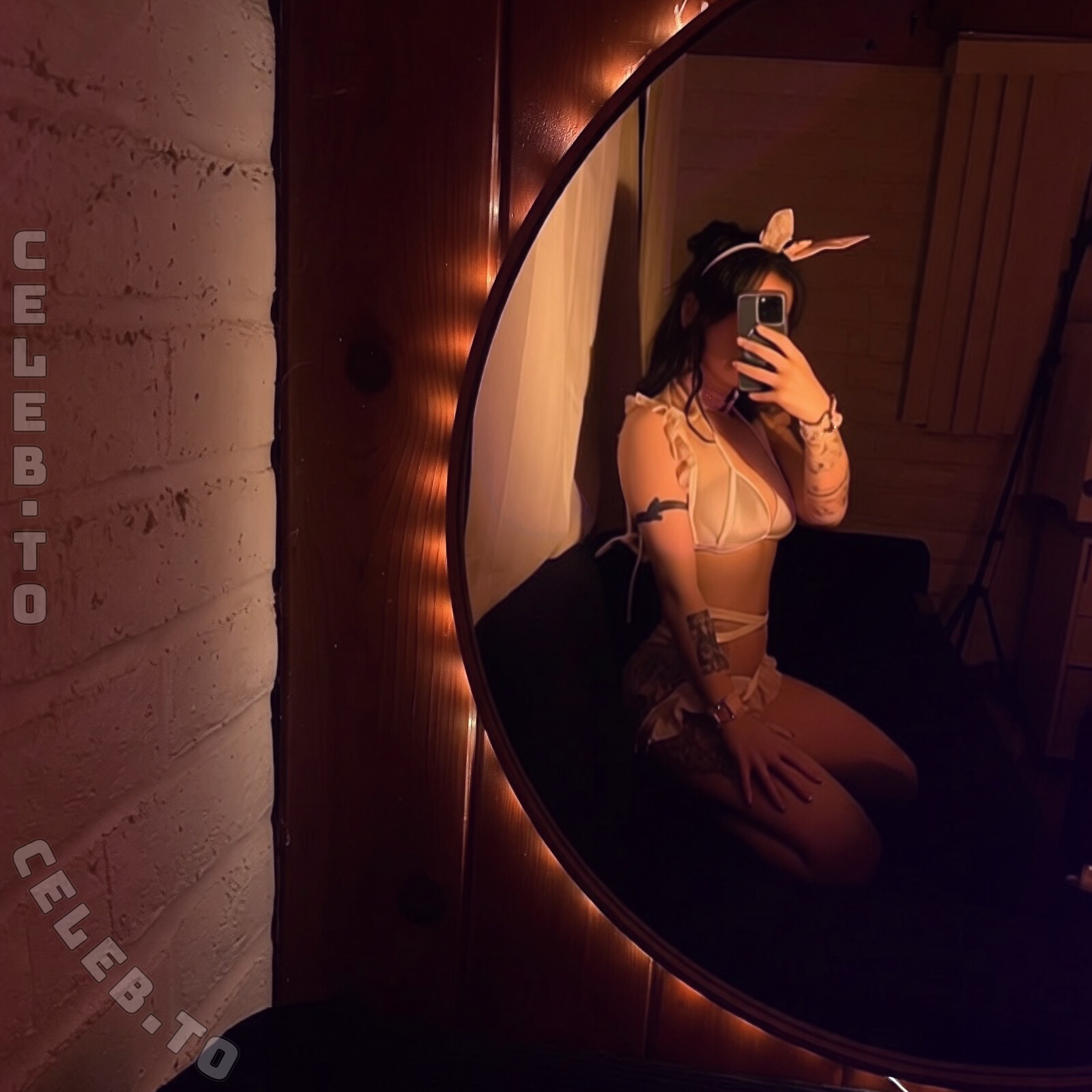 AbiLee nude photo 2