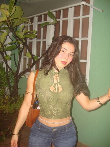 Abimartinezre nude photo 18