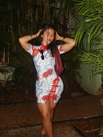Abimartinezre nude photo 9