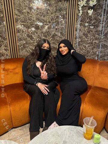 abir.zrk nude photo 34