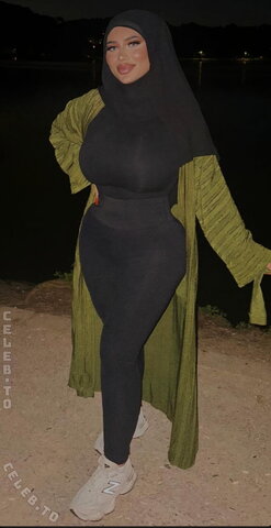 abir.zrk nude photo 24