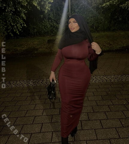 abir.zrk nude photo 23