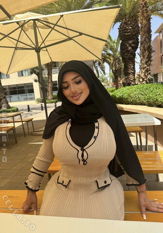 abir.zrk nude photo 21