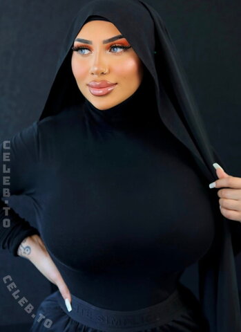 abir.zrk nude photo 4