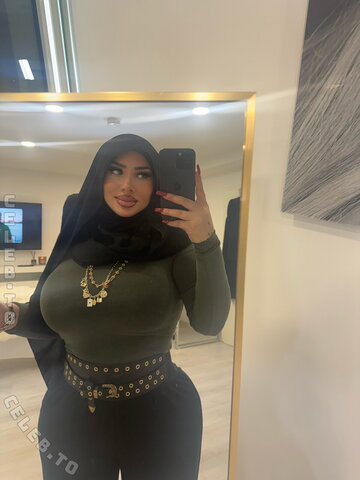 abir.zrk nude photo 10