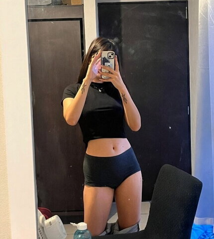 Abisicari nude photo 1