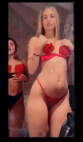 Abru🇦🇷 nude photo 2