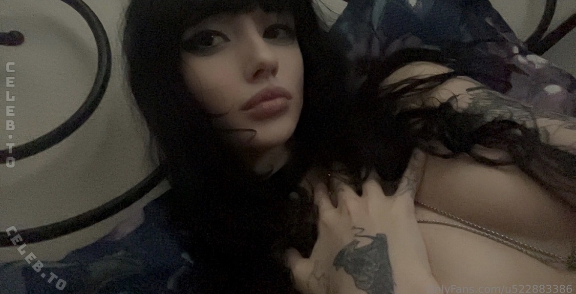 ace_himiko nude photo 3