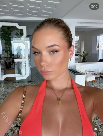 actuallyyhelen New (4 photos)