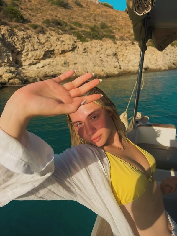 Ada Adanır nude photo 5