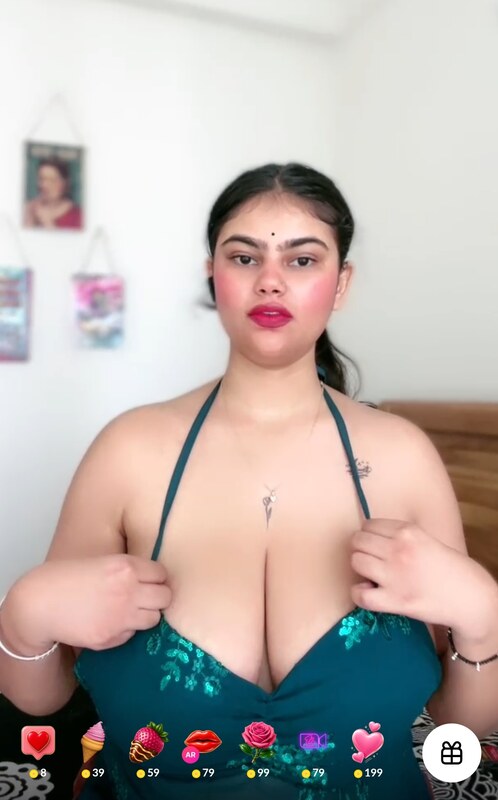 Adaa nude photo 6