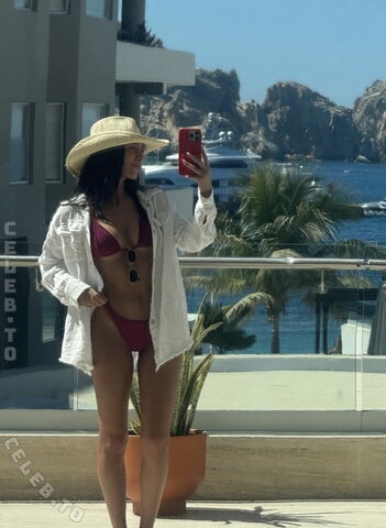 Addison Davis nude photo 6