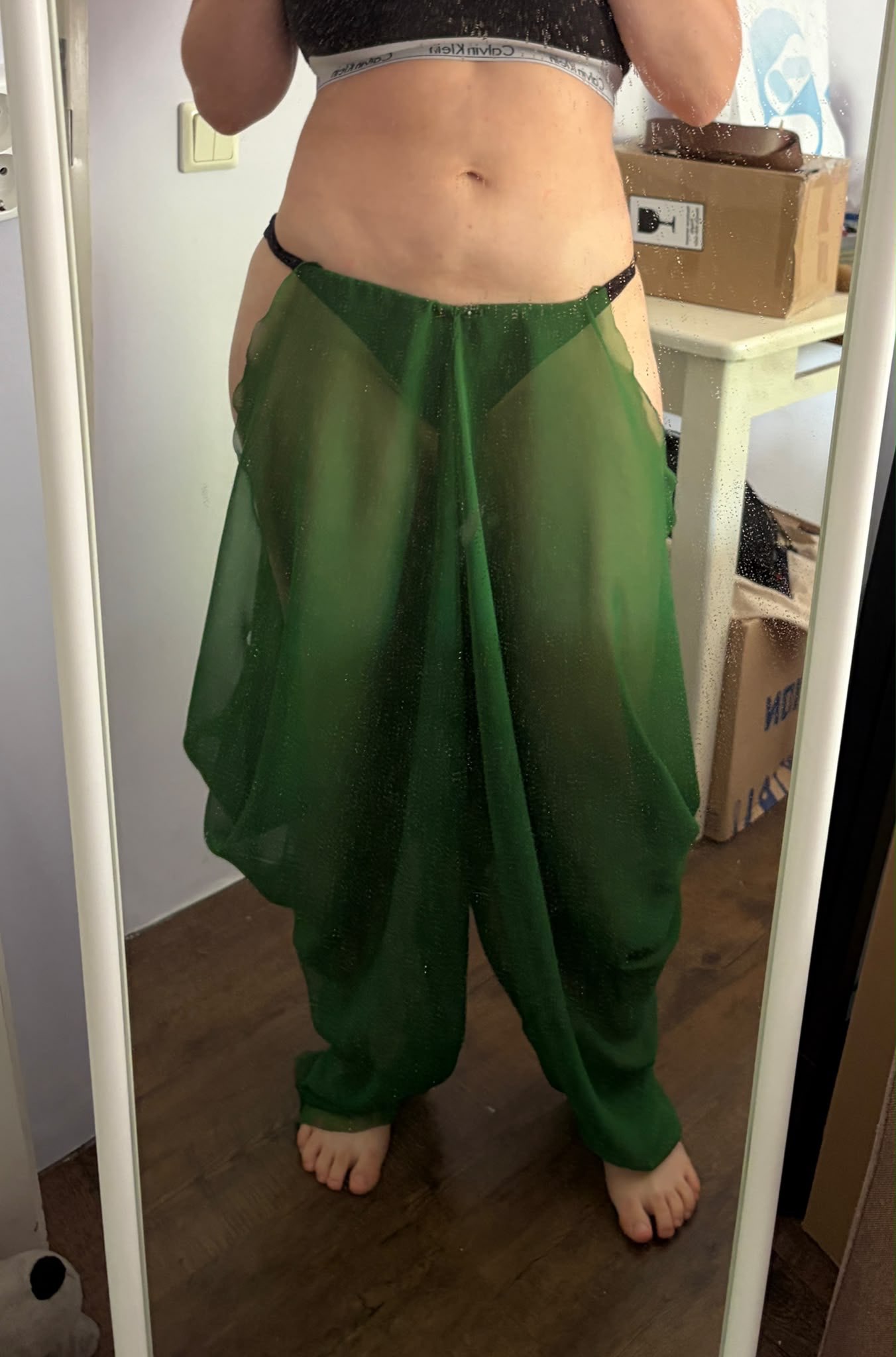 Adia nude photo 3