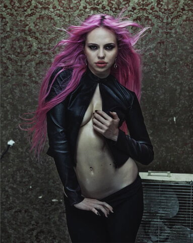 Adéla Jergová nude photo 4