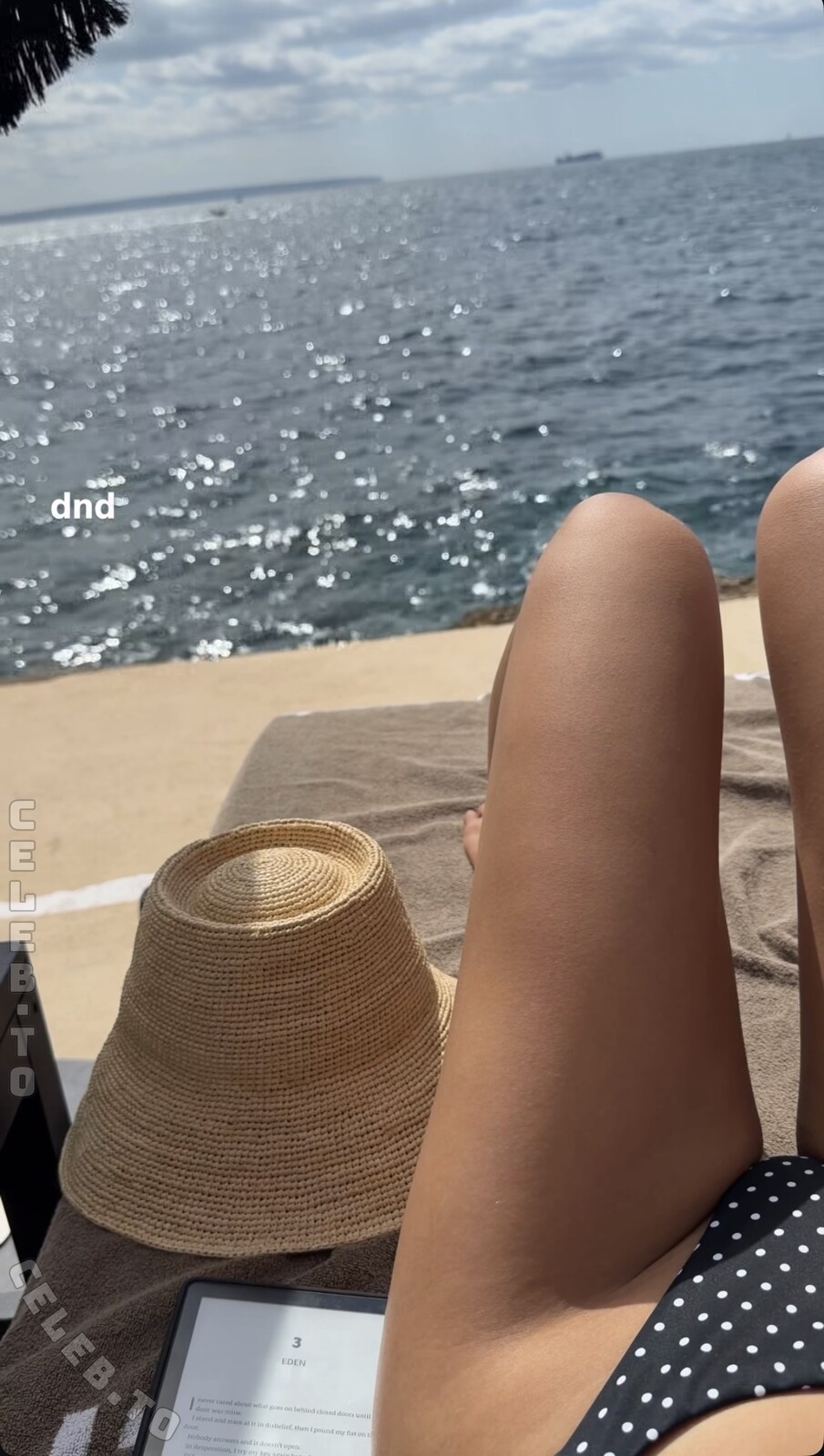 Adorable Caro nude photo 2