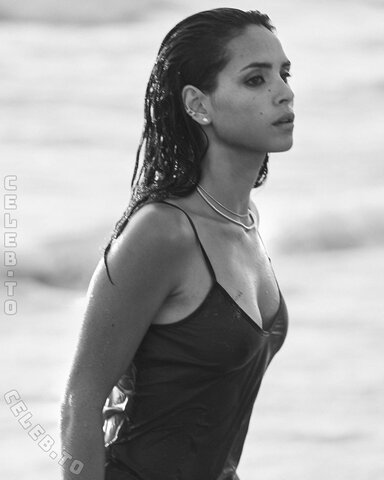 Adria Arjona nude photo 2