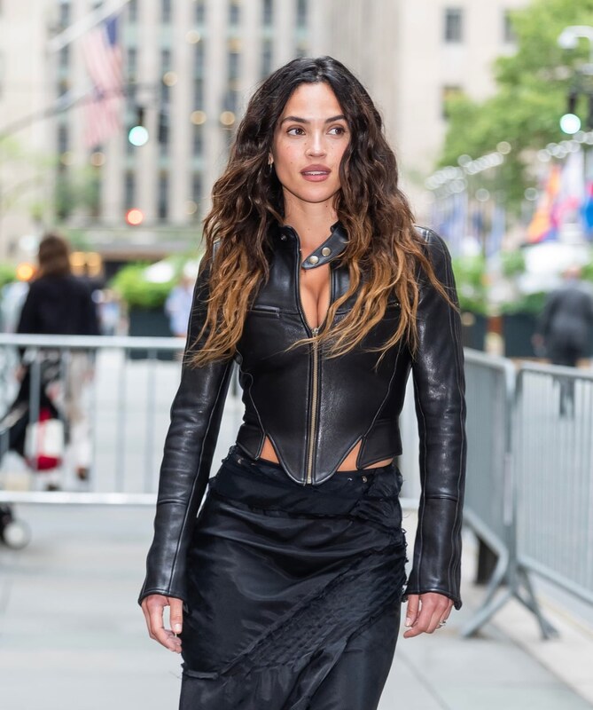 Adria Arjona nude photo 2