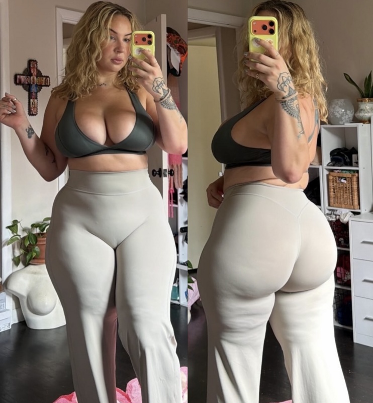 Adrienne nude photo 1