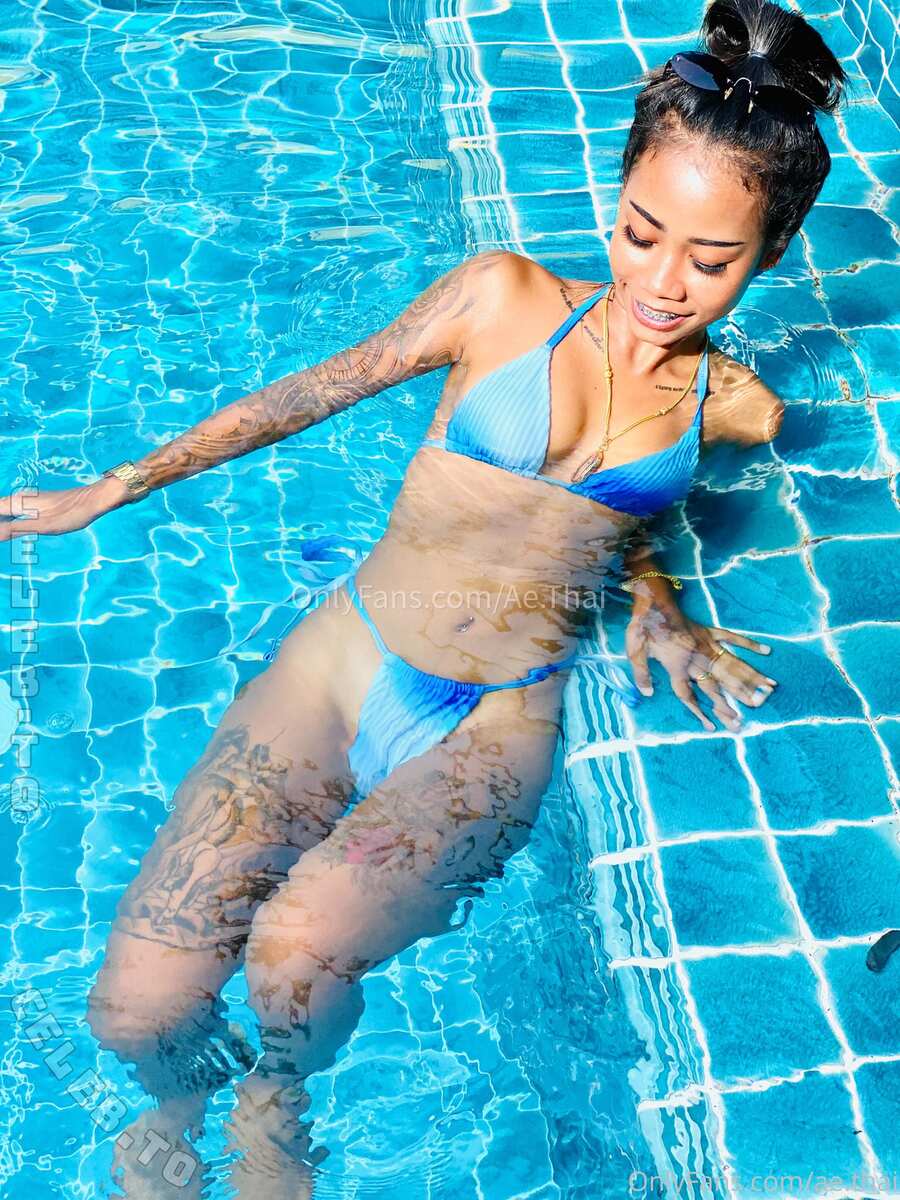 Ae Asia nude photo 8
